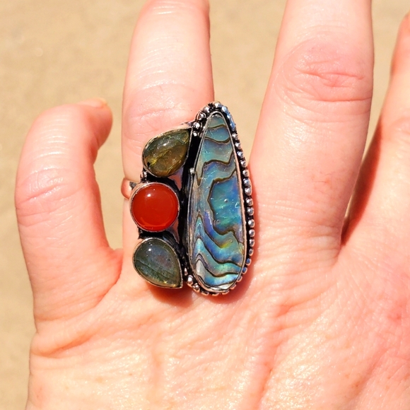 New Abalone Shell, Carnelian & Labradorite 925 Silver Ring. - Picture 13 of 16